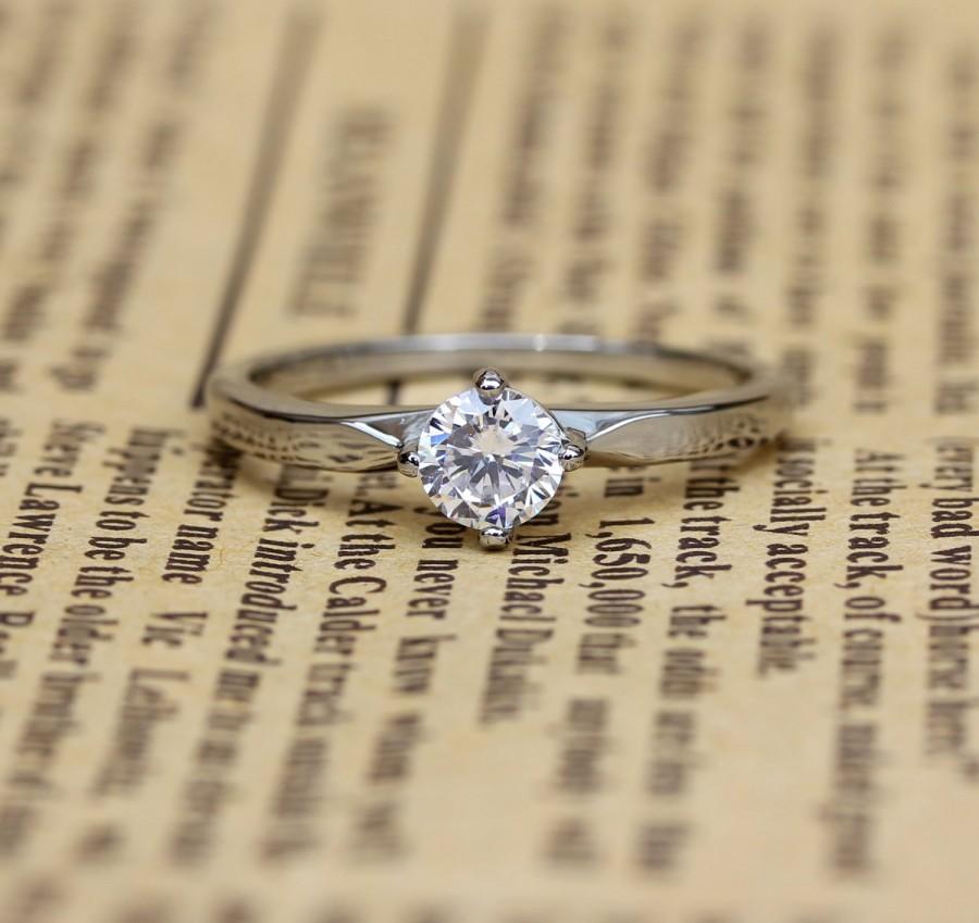 زفاف - Genuine White Moissanite solitaire ring available in Titanium or white gold - engagement ring - wedding ring