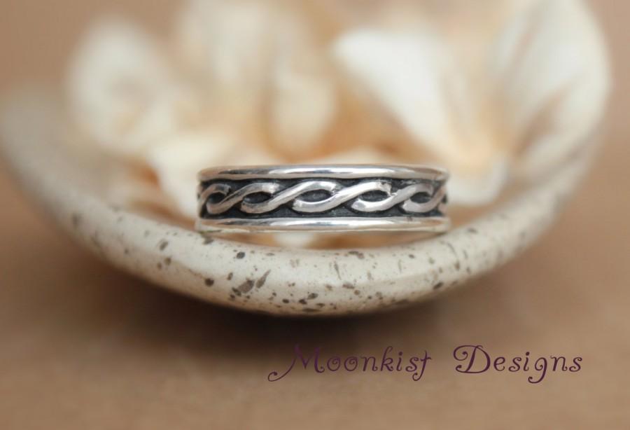 Hochzeit - Celtic Endless Knot Wedding Band in Sterling - Wide Celtic Pattern Band - Sterling Silver Braided Ring - Promise Band - Commitment Band