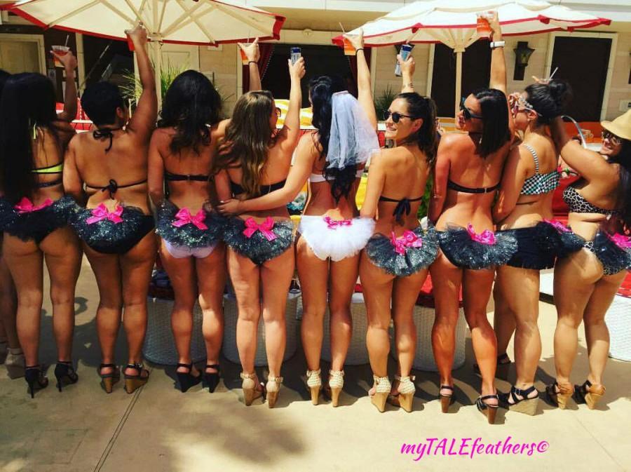Свадьба - Bachelorette Party Booty Veils - Group Bling Bikini Veils - Customize your Colors - by myTALEfeathers® - Bikini Veil - Booty Veil