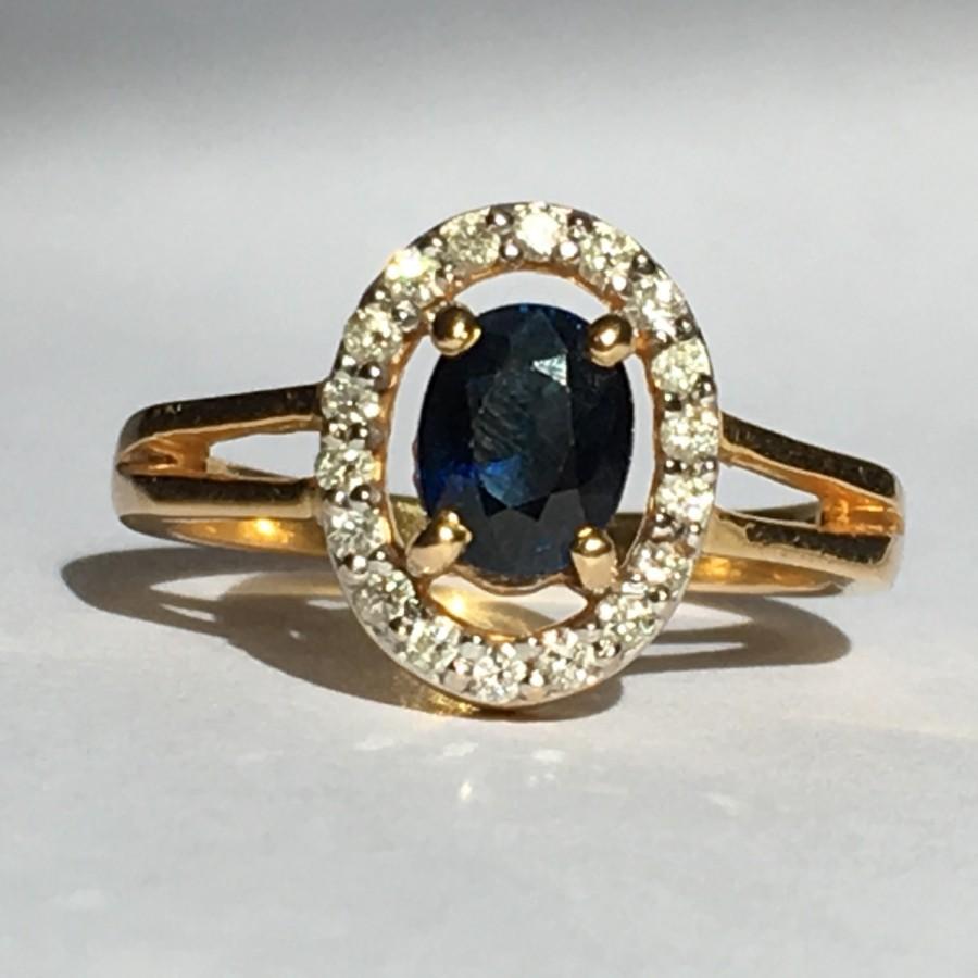 زفاف - Vintage Sapphire and Diamond Halo Ring. 18K Yellow Gold. Unique Engagement Ring. September Birthstone. 5th Anniversary Gift. Estate Jewelry