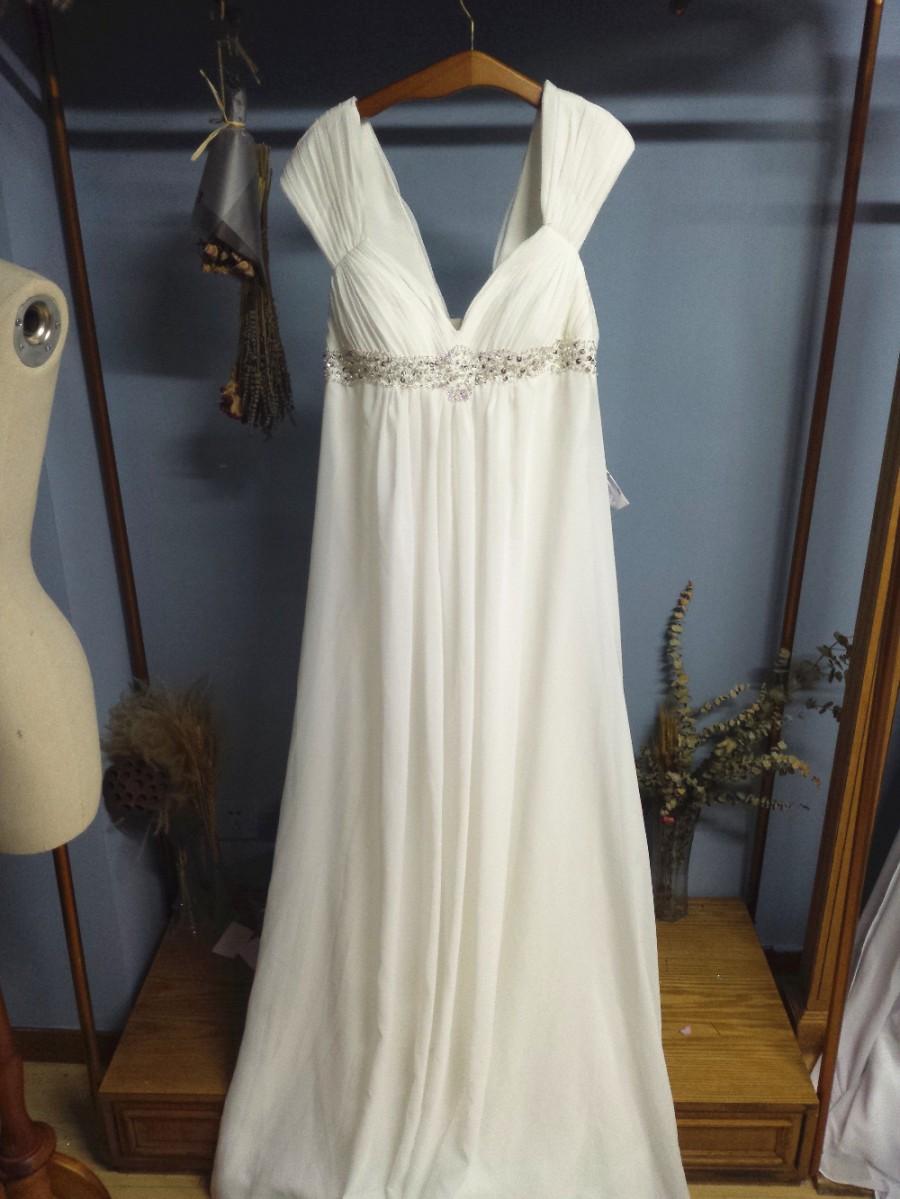 زفاف - Aliexpress.com : Buy V Neck Cap Sleeves Plus Size Pleated Empire Wedding Dress with Beading Pearls Rhinestones from Reliable dress usa suppliers on Gama Wedding Dress