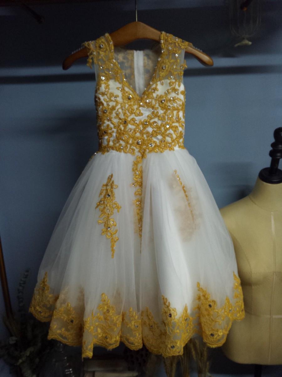 Свадьба - Aliexpress.com : Buy V Neck Floor Length Ball Gown Flower Girl Dress with Gold Appliques Crystals from Reliable dress strapless suppliers on Gama Wedding Dress
