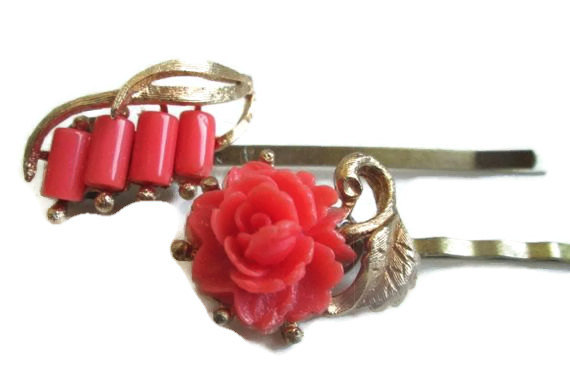 Hochzeit - Vintage Inspired Hairpins Coral Pink Wedding Clips Fashion Accessories