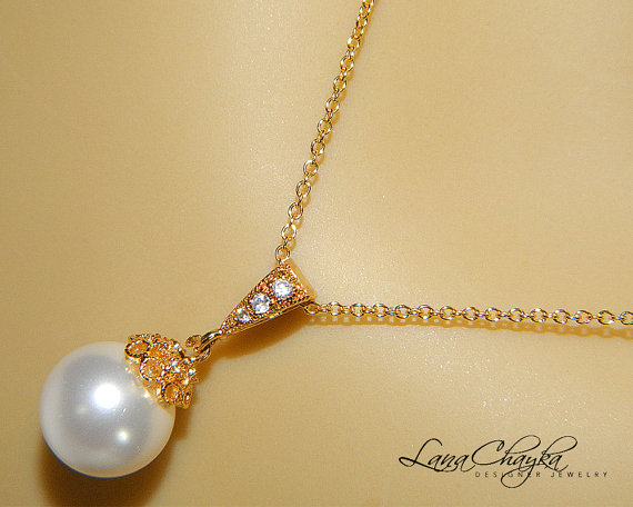 Hochzeit - White Drop Pearl Gold Necklace Single Pearl Vermeil Gold Bridal Necklace Swarovski 10mm Pearl Wedding Necklace Bridal White Pearl Jewelry