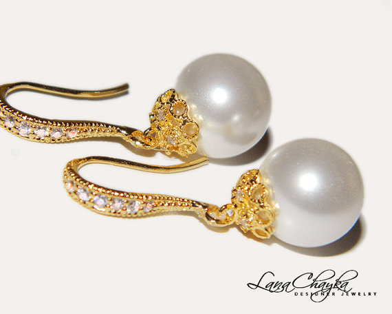 Mariage - White Pearl Drop Earrings Vermeil Gold Cz White Pearl Earrings Swarovski 10mm Pearl Earrings Wedding Pearl Gold Earrings Bridal Jewelry