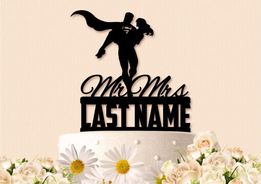 زفاف - Mr and Mrs Superman With Last Name Wedding Cake Topper