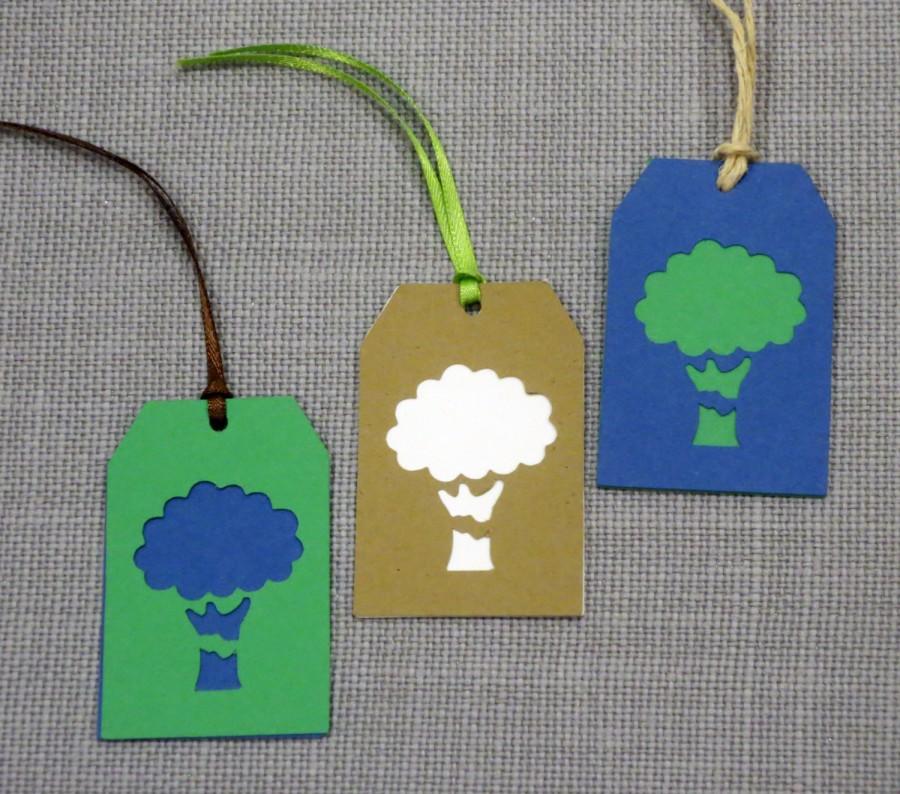 Wedding - Sweet Heart Tree Wedding Favor Tags, Tree Themed Wedding, Gift Tags, Hearts Carved in a tree, Favor Tags, Personalized, Thank You Tags, Grow