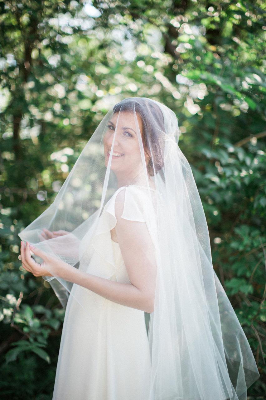 زفاف - Bridal Juliet veil with blusher, bridal veil, heirloom Juliet cap wedding veil, chapel length veil, soft tulle wedding veil,  Style 821