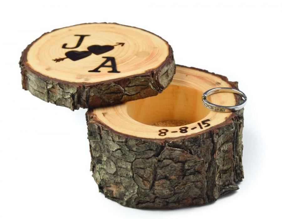 Hochzeit - Engagement ring box, wooden ring box, proposal ring box, wedding ring box, ring bearer box, woodland wedding, ring pillow alternative