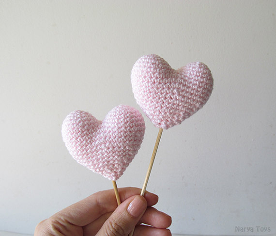 Hochzeit - Amigurumi Crochet Cinderella Pink Heart (Set of 2) - Cake topper - Wedding table decor - Birthday party decoration