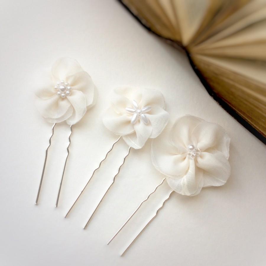 زفاف - Ivory bridal hair pins, summer wedding hairpins, bridesmaids hair or prom hair (Florence), floral hair accessories by Blue Lily Magnolia