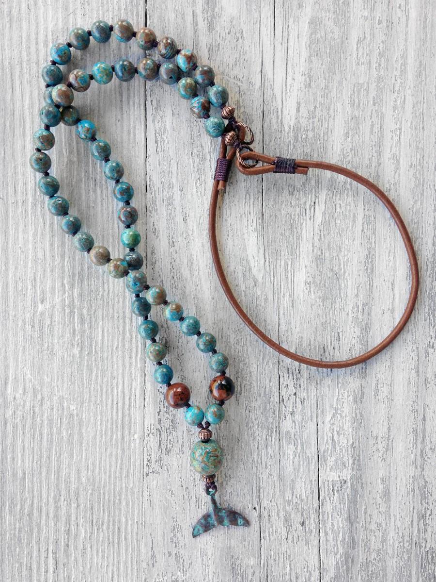 زفاف - Knotted blue crazy lace agate necklace with leather cord and dolphin trail as pendant
