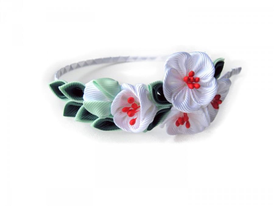 Hochzeit - Flower headband with white fabric flowers.  Apple blossom Flowers Headband Wedding accessories Bridal headpiece Bridal hair