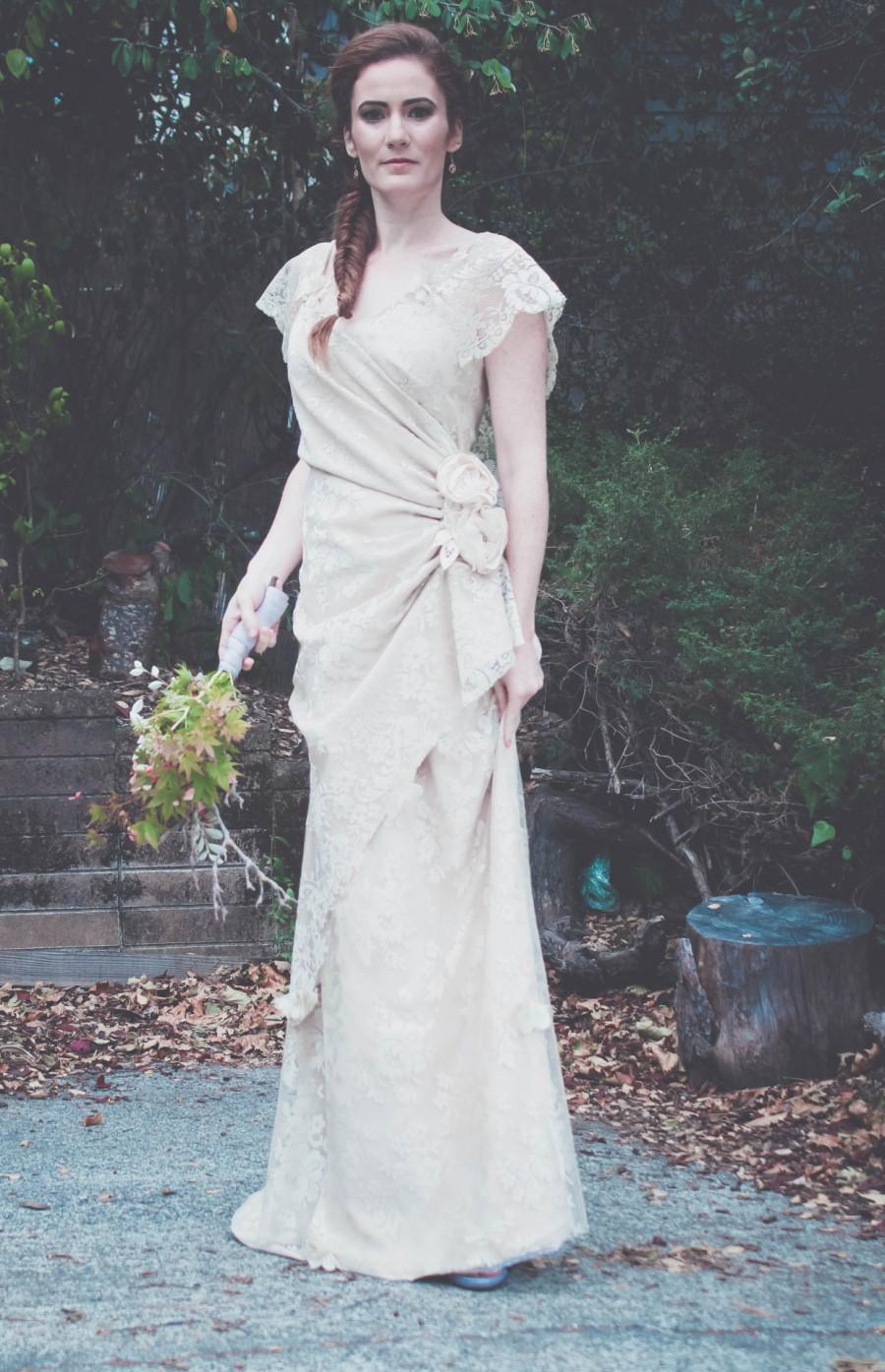 Mariage - The CALLIOPE Dress by Amy-Jo Tatum//Phot...