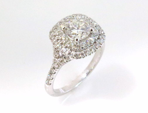Mariage - 1.05ct Diamond engagement ring, Halo diamond engagement ring, Cushion engagement ring, Halo engagement ring, 18k gold engagement ring