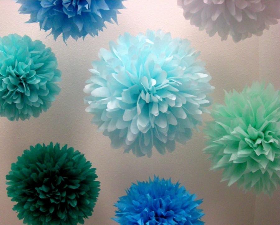 زفاف - SEA BLUES ... 10 tissue paper poms // beach wedding // nursery decoration // birthday party // engagement // decorations