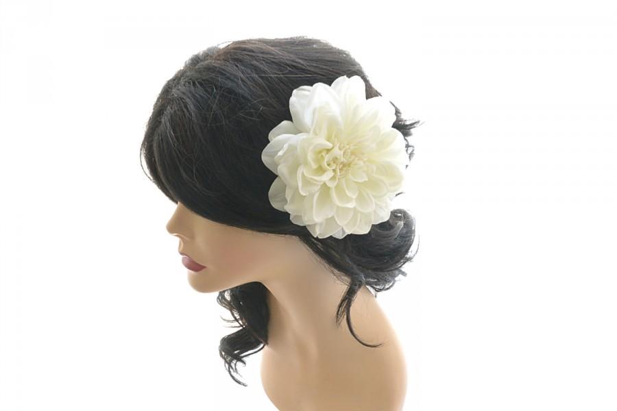 زفاف - Wedding hair flower, Ivory flower hair clip, Wedding flower hair fascinator, bridal hair accessory, ivory hair piece, Dahlia hair flower