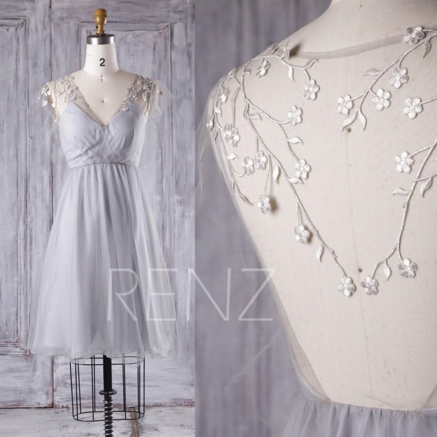 Mariage - 2016 Light Gray Bridesmaid Dress Short, Mesh V Neck Wedding Dress, Silver Flower Prom Dress, A Line Formal Dress Tea Length (S151)