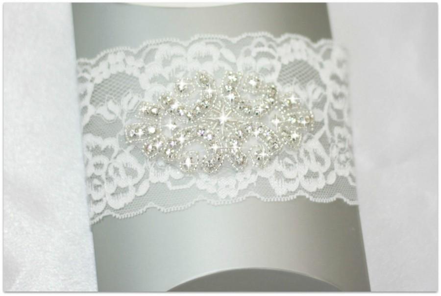 Hochzeit - SALE ! Gorgeous Vintage IVORY lace WEDDING garter for Bride Rhinestone crystal Bonus Free: 2 Fashion tape and organza bag