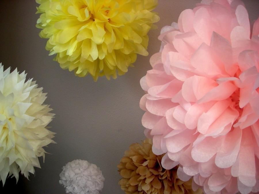 زفاف - CUSTOM COLORS / 10 tissue paper pom poms / wedding decorations / diy  / baby shower decoration / pompom / baby shower tissue paper pom