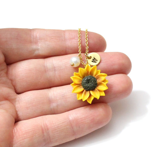 زفاف - Yellow Sunflower Necklace,Yellow Pendant, Personalized Initial Disc Necklace, Bridesmaid Necklace,Yellow Bridesmaid Jewelry,Sunflower Flower