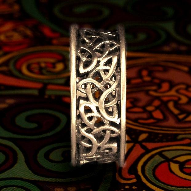 زفاف - Celtic Wedding Ring With Open Cut-Through Knotwork Design in 10K Gold, Made in Your Size CR-66