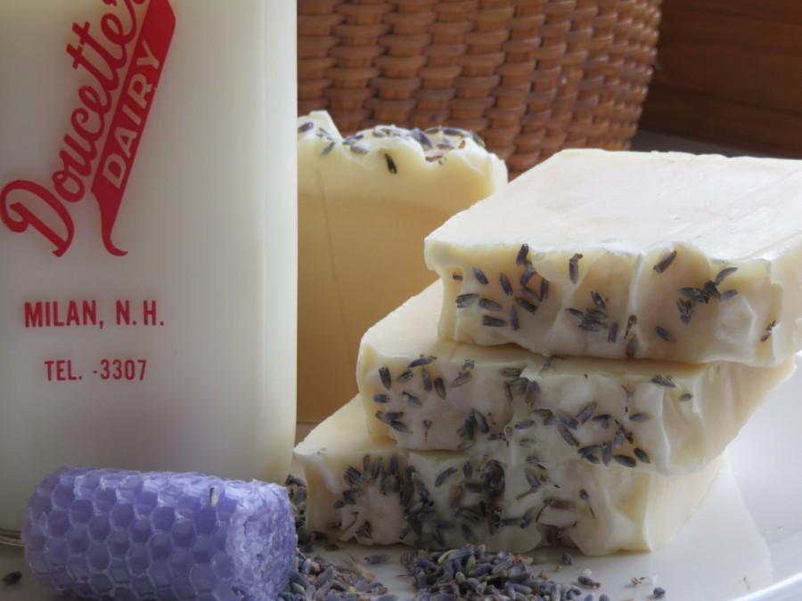 Hochzeit - Goats Milk Lavender Soap, Natural Soap, Handmade Soap, Spa Soap, Cold process Soap, Homemade Soap, Artisan Soap, New Hampshire Soap, Spa Bar