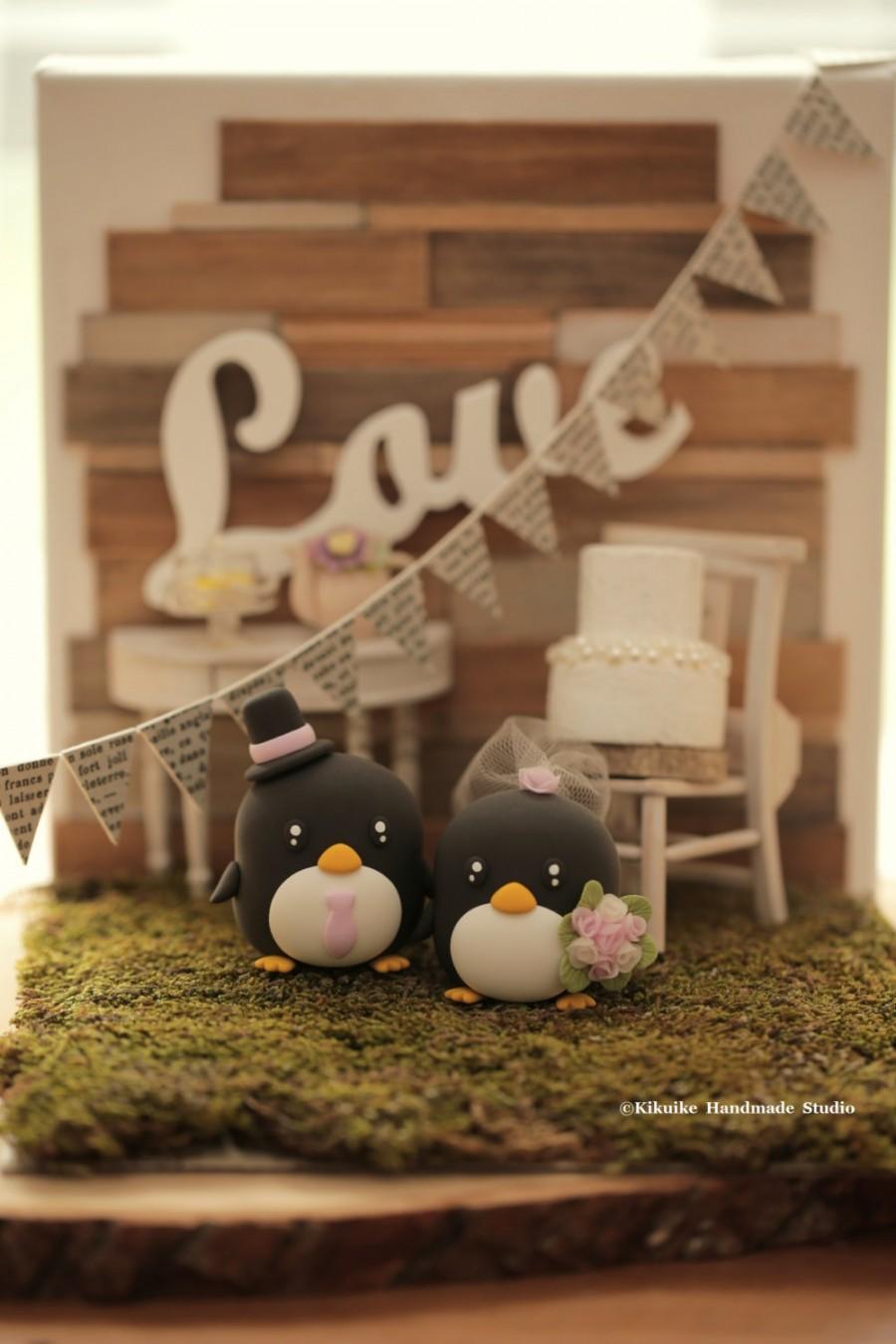 Wedding - penguins bride and groom wedding cake topper (K437)