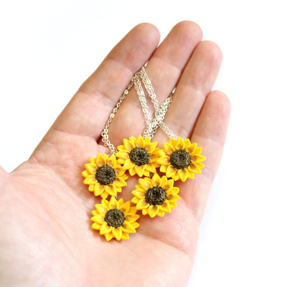 Свадьба - SET of 5 Sunflower Necklace,Sunflower Jewelry,Gifts,Yellow Sunflower Bridesmaid,Sunflower Flower Necklace,Bridal Flowers,Bridesmaid Necklace