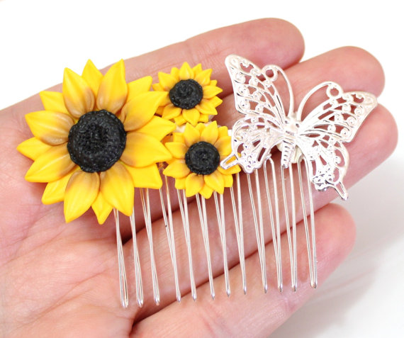 Свадьба - Sunflower Hair Comb, Sunflower Wedding, Large Sunflower Hair Comb, Bridesmaids Gift, Yellow Wedding, Woodland Wedding, Yellow Sunflower