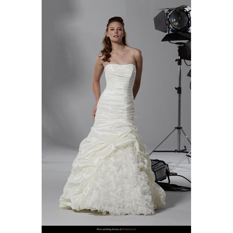 Wedding - Romantica 2014 Nikita - Fantastische Brautkleider