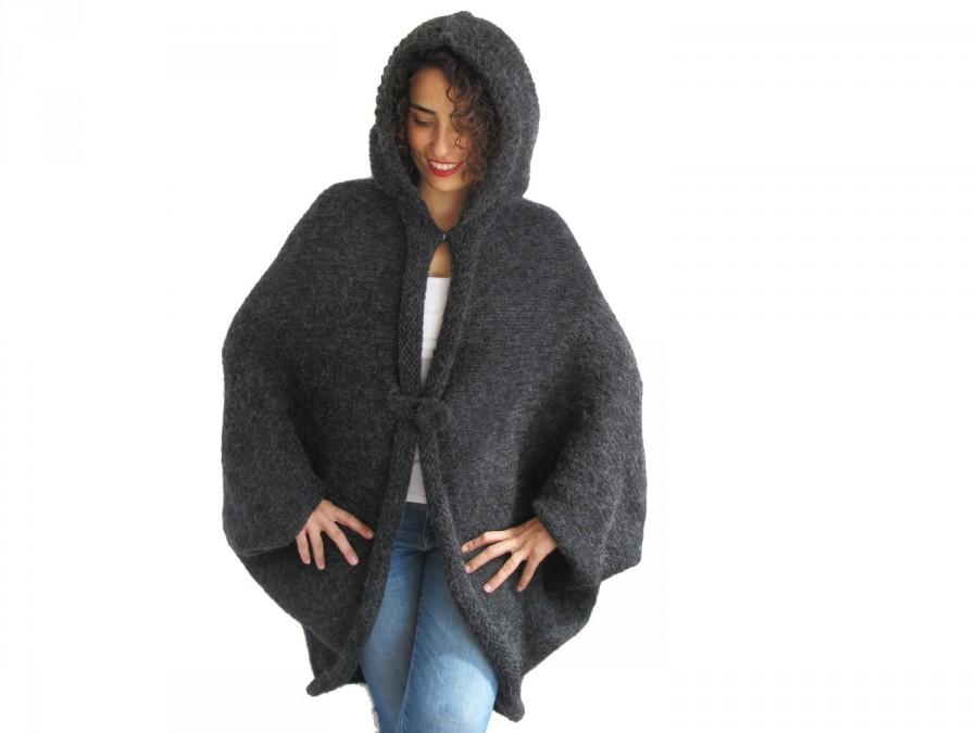 Mariage - Plus Size Hand Knitted Wool Hooded Poncho, Hooded Pelerine, Tim Burton Inspired