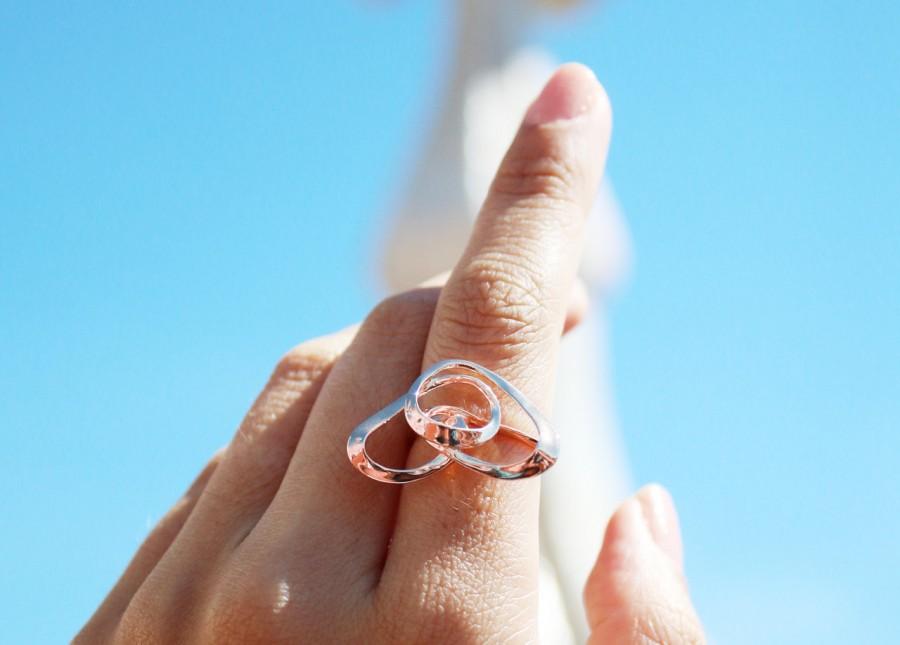 زفاف - Wire Heart Ring, Wire Art Jewelry, Contemporary Ring, heart shaped ring, art jewelry, Engraved Ring, love ring, Vulcan Jewelry