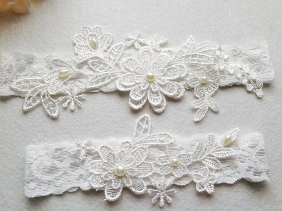 Mariage - Wedding Garter , bridal garter, off white Lace Garter A11#