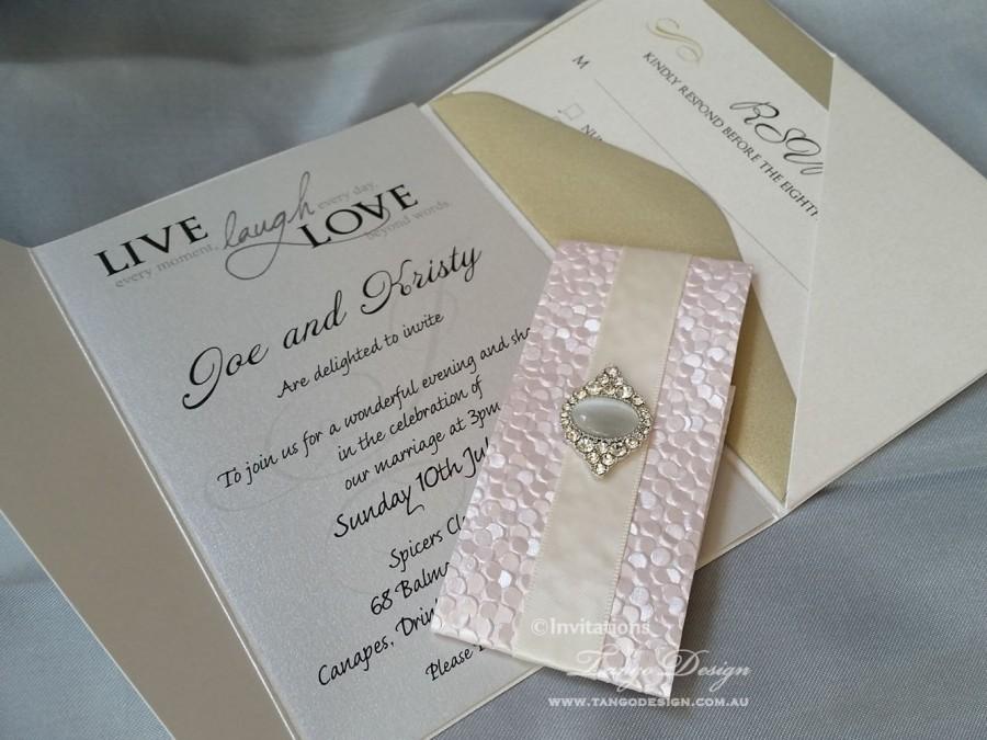 Personalised Vintage Pearl Cluster Day/evening Pocketfold Wedding Invitations 