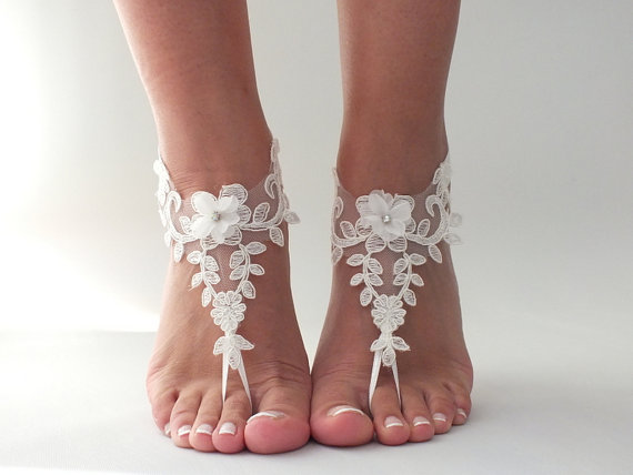 Hochzeit - Beach wedding barefoot sandals FREE SHIP embroidered sandals, ivory Barefoot , french lace sandals, wedding anklet,