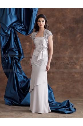 Mariage - Sheath/Column Floor-length Strapless Chiffon Silver Mother of the Bride Dress