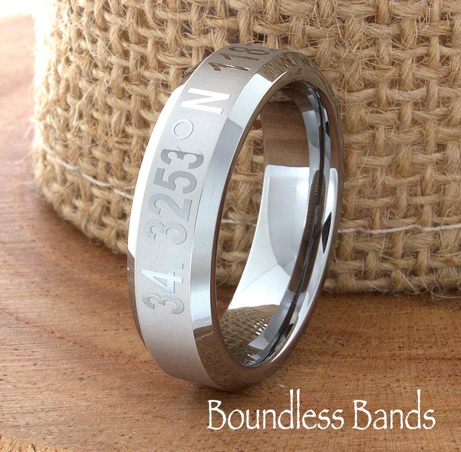 Mariage - Coordinates Ring Band Any Coordinates Location Tungsten Wedding Band Customized Beveled Laser Engraved Ring Unique New Modern Classic 6mm