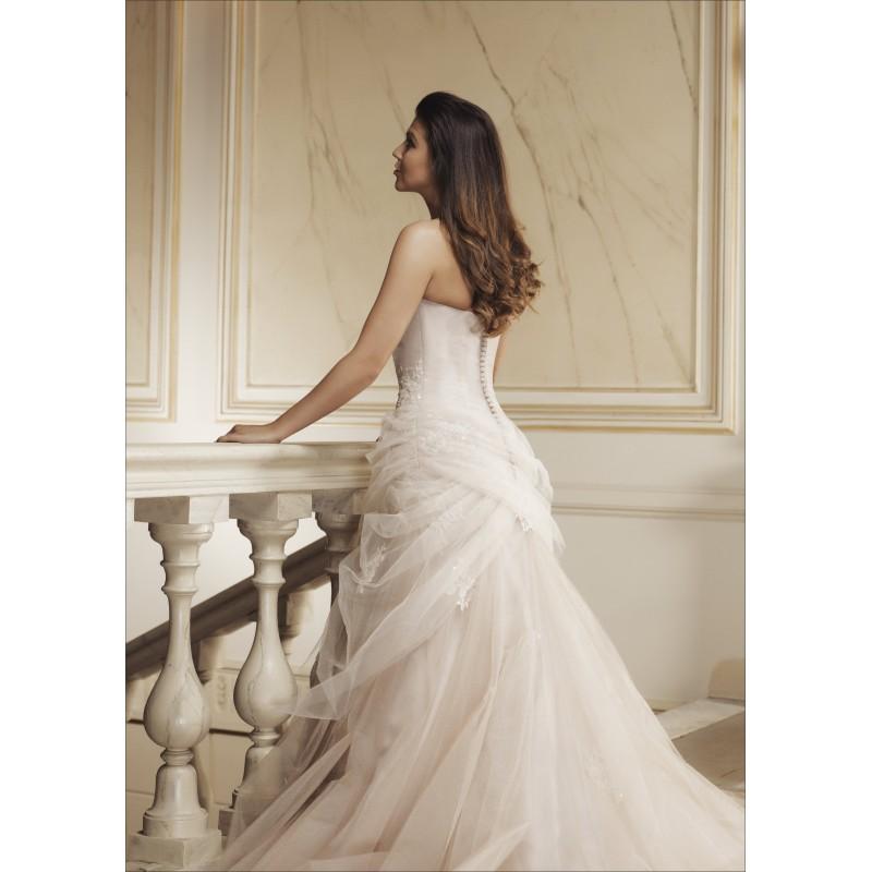 Wedding - Modeca-2014-Priscilla-back - Stunning Cheap Wedding Dresses