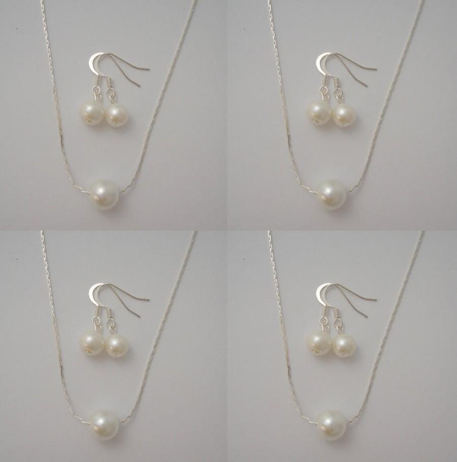 Mariage - 5 Bridesmaid Jewelry Gift Single Floating Pearl Sets  - Necklace and Earring, Bridesmaid Jewelry Set, Bridesmaids Gift, Bridesmaid