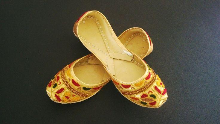 زفاف - Golden Leather Khusa Fancy Sandal Indian Pakistani Traditional Khussa Shoe Bridal Wedding Shoe Size 8