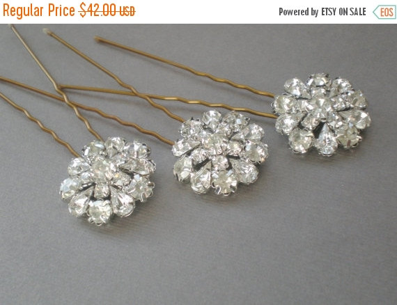 Mariage - ON SALE Bridal Hair Pins. Diamond Rhinestone Bling. Chic Prom. Bride Maids. Bridal shower