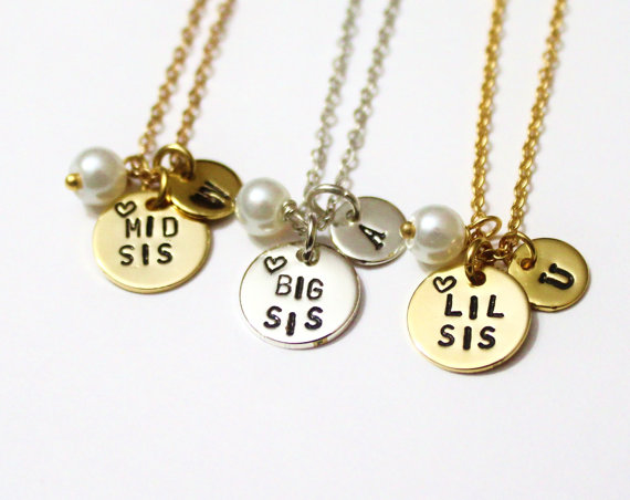 زفاف - Set of Three, Sisters Jewelry, Necklaces for Sisters, Little Sister, Big Sister, Mid Sister, Personalized Necklace, Initial Sister Gift