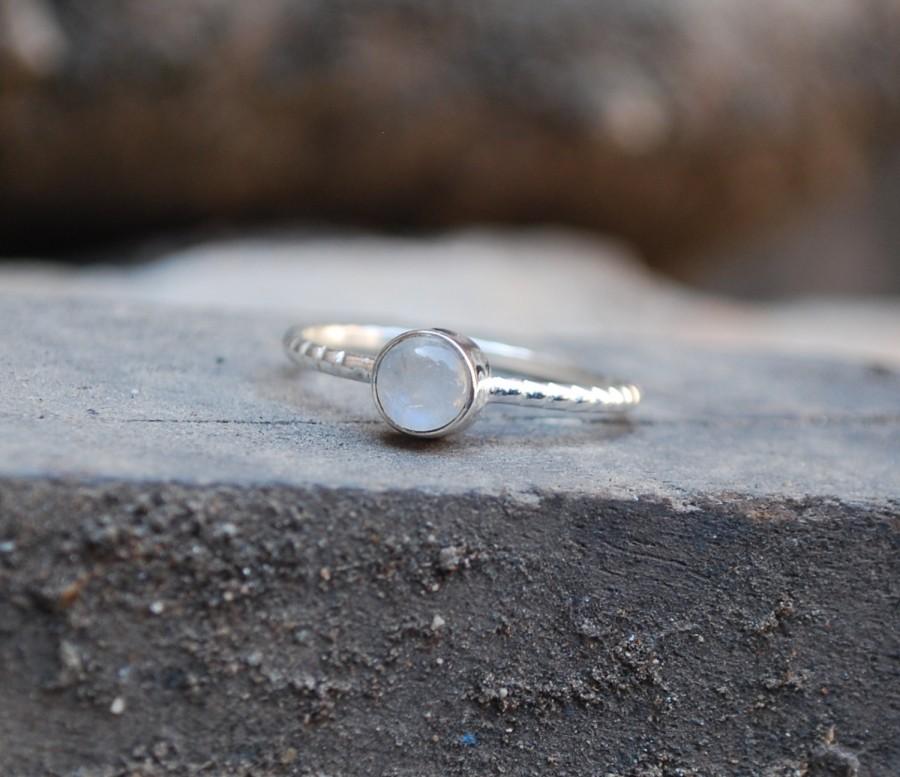 زفاف - Natural Moonstone Cabochon Gemstone Ring , 925 Sterling Silver Jewelry Moonstone Jewelry , Stacking Gemstone Ring , Birthstone Ring