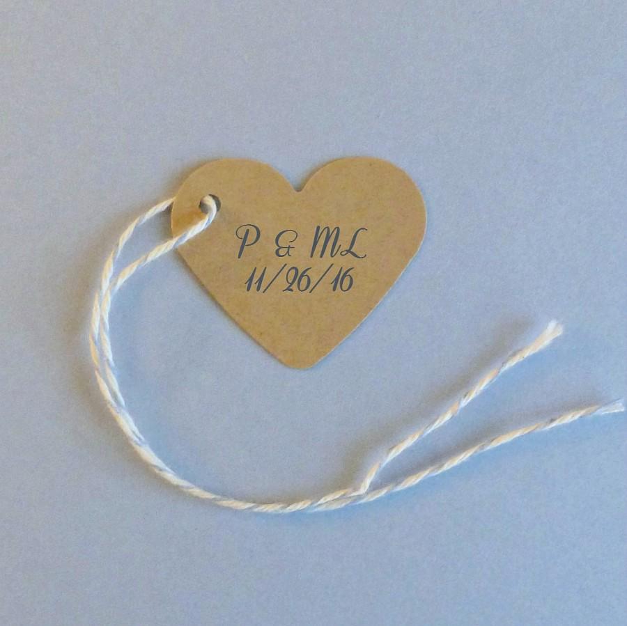 Mariage - 100 wedding tags heart tags kraft tags wedding favor tags bride and groom bridal shower gift personalized tags customized tags mini tags
