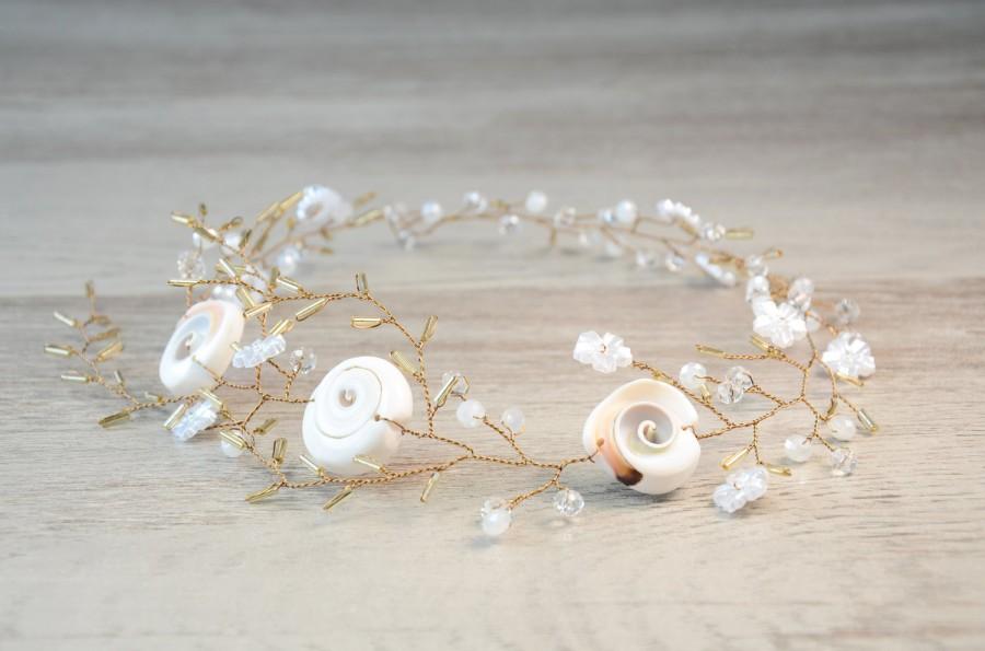 Hochzeit - Mermaid Sea Shell Crown Sea Shell Flower Hair Vine Beach Wedding Crown Sea shell headpiece Bridal headband nautical wedding Seashell crown