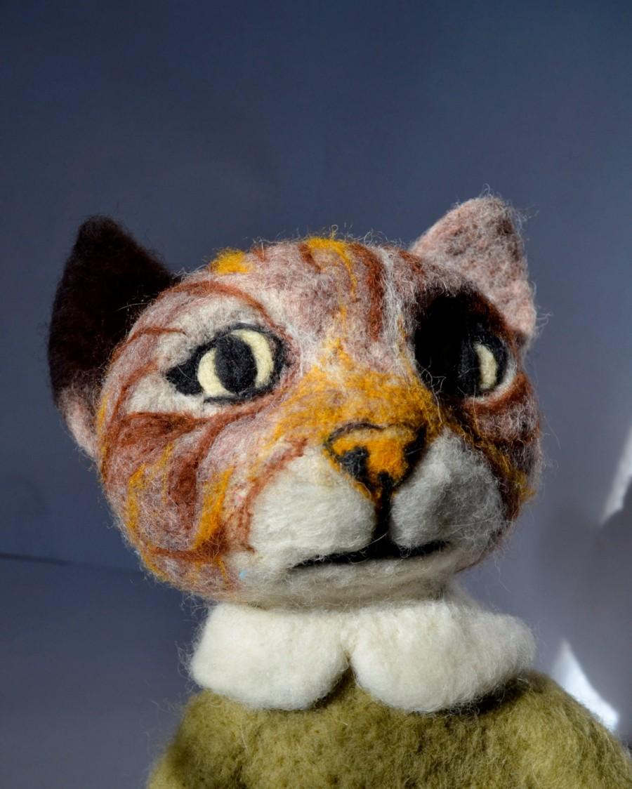 زفاف - Cat with stripes, 20" , Art Dolls, Interior doll , Gift For Her, Gift For Him , Needle felted cat, felted animal, felted cat.READY TO SHIP