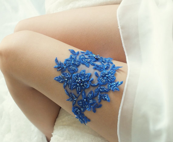 Hochzeit - free ship blue lace garter , bridal garter, floral garter, garter, white lace garter, toss garter, wedding garter