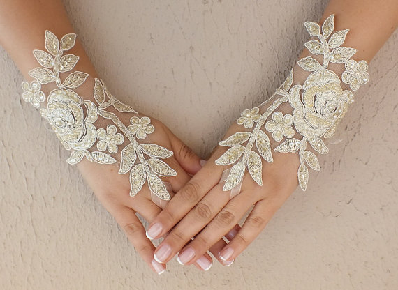 زفاف - Free ship, champagne gold, ivory, white, black Wedding gloves bridal fingerless french lace gauntlets fingerloop, lace glove