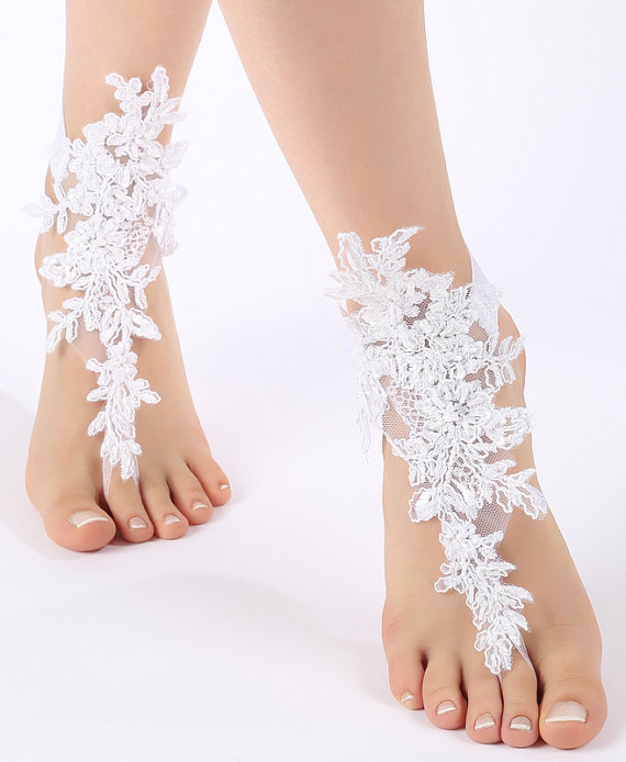 زفاف - Free Ship white, flexible ankle sandals, laceBarefoot Sandals, french lace, Beach wedding barefoot sandals